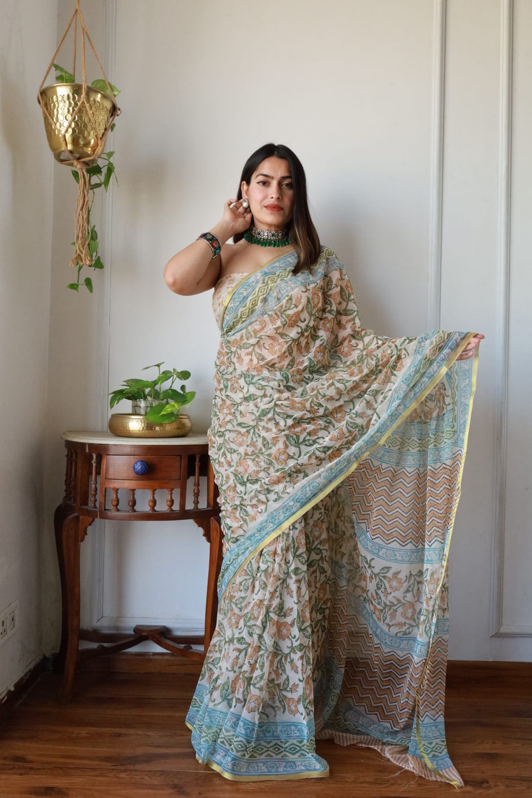 Hand Brush Painted Chiffon Saree with Blouse