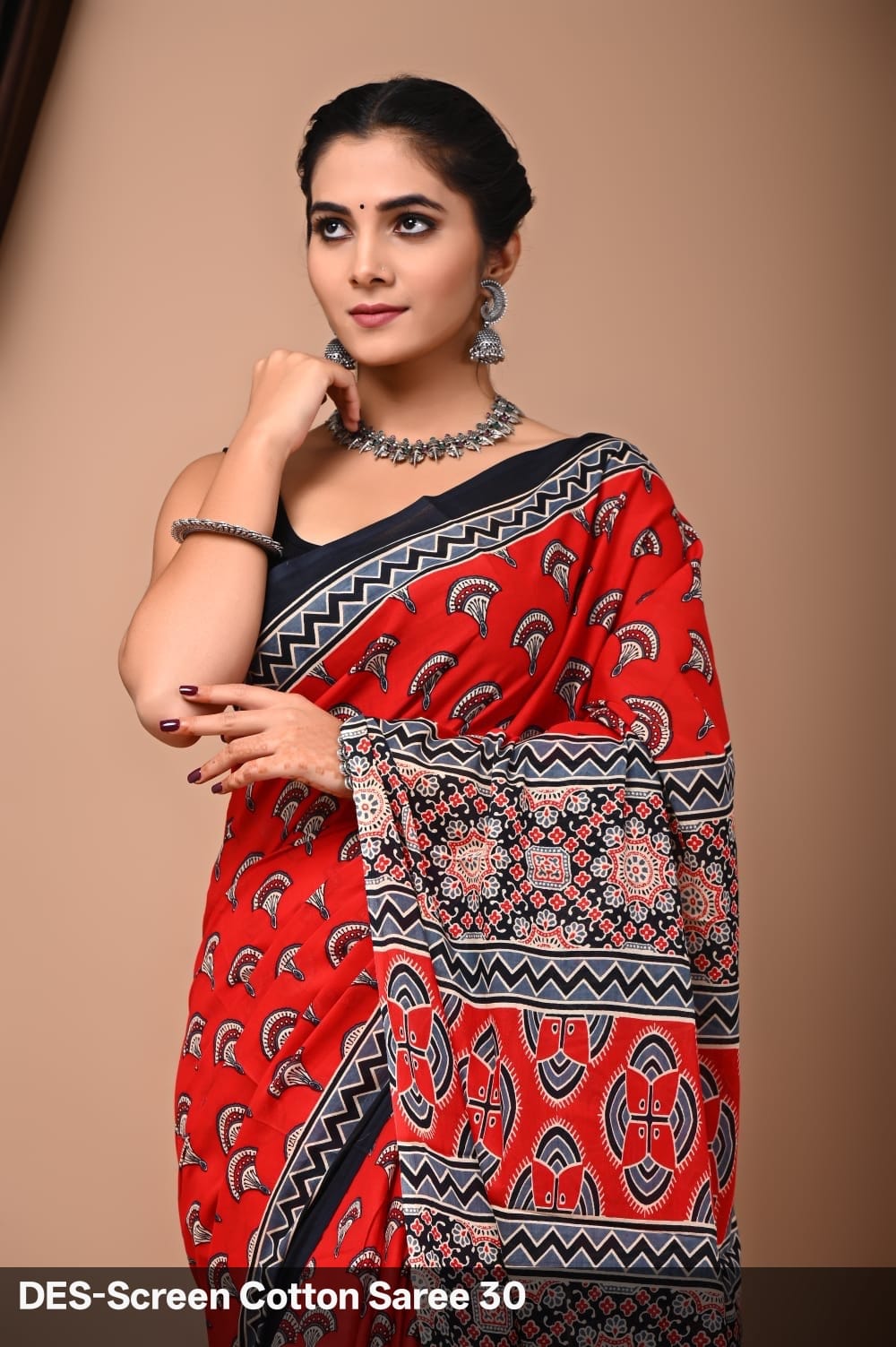 Cotton Mulmul Printed Saree with Attached Printed Blouse