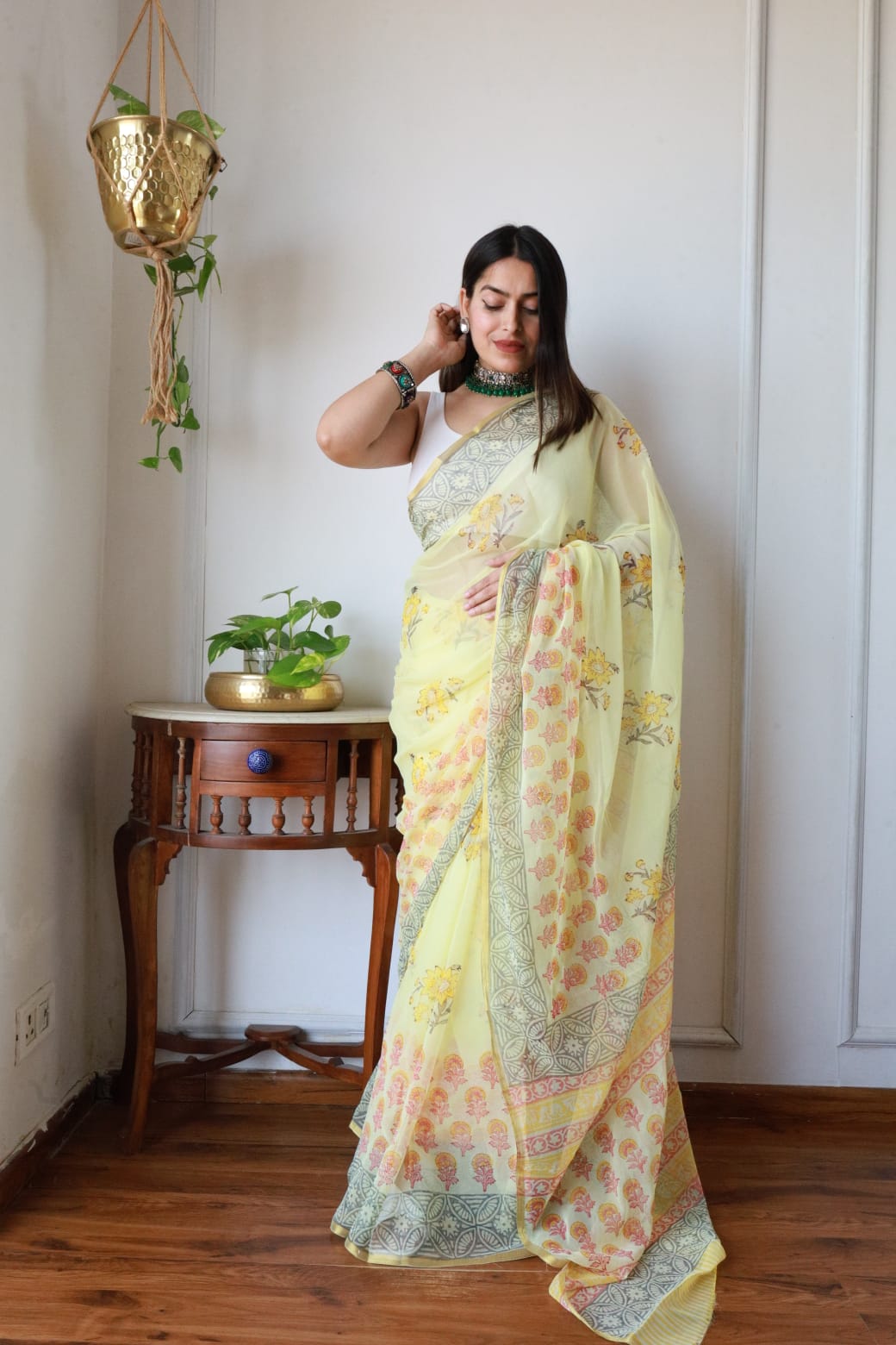Hand Brush Painted Chiffon Saree with Blouse