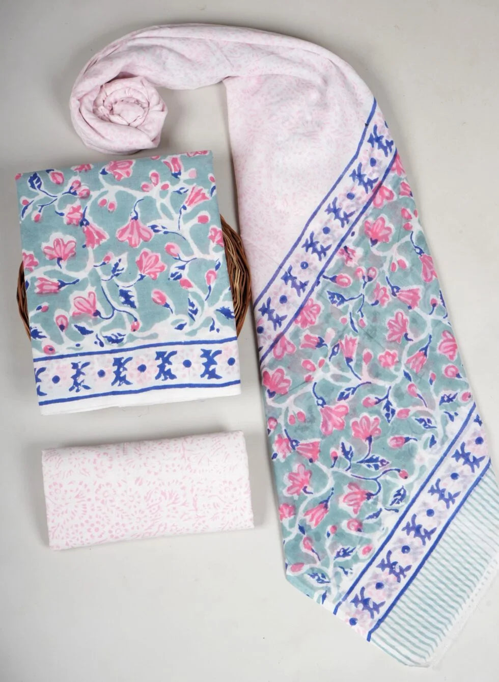 Bagru Grace – Handblock Cotton Suit Set with Malmal Dupatta