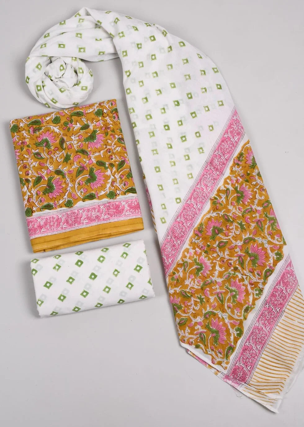 Bagru Grace – Handblock Cotton Suit Set with Malmal Dupatta