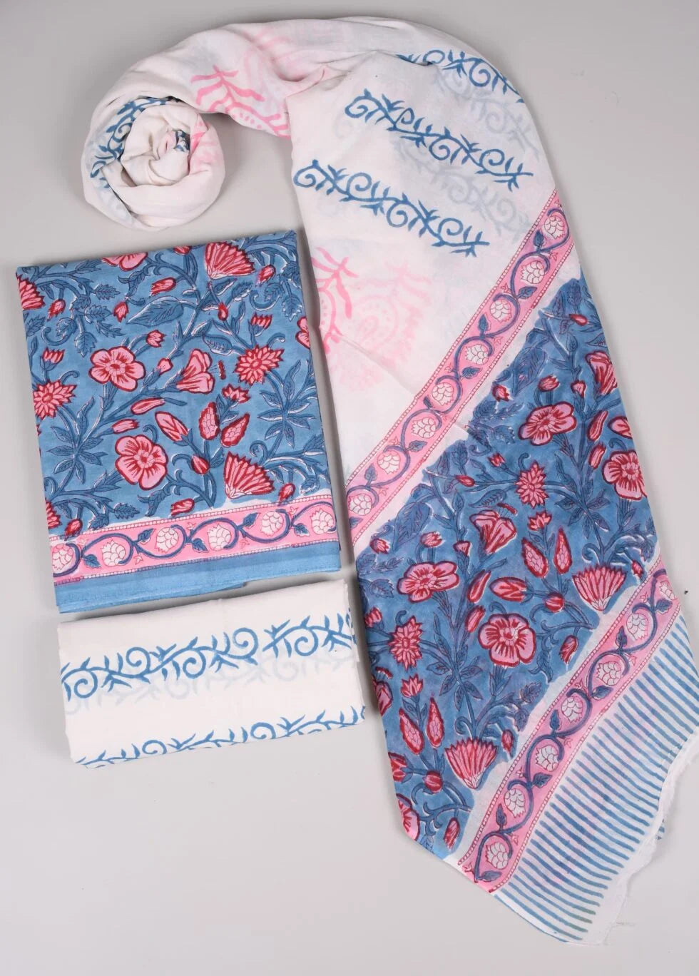 Bagru Grace – Handblock Cotton Suit Set with Malmal Dupatta