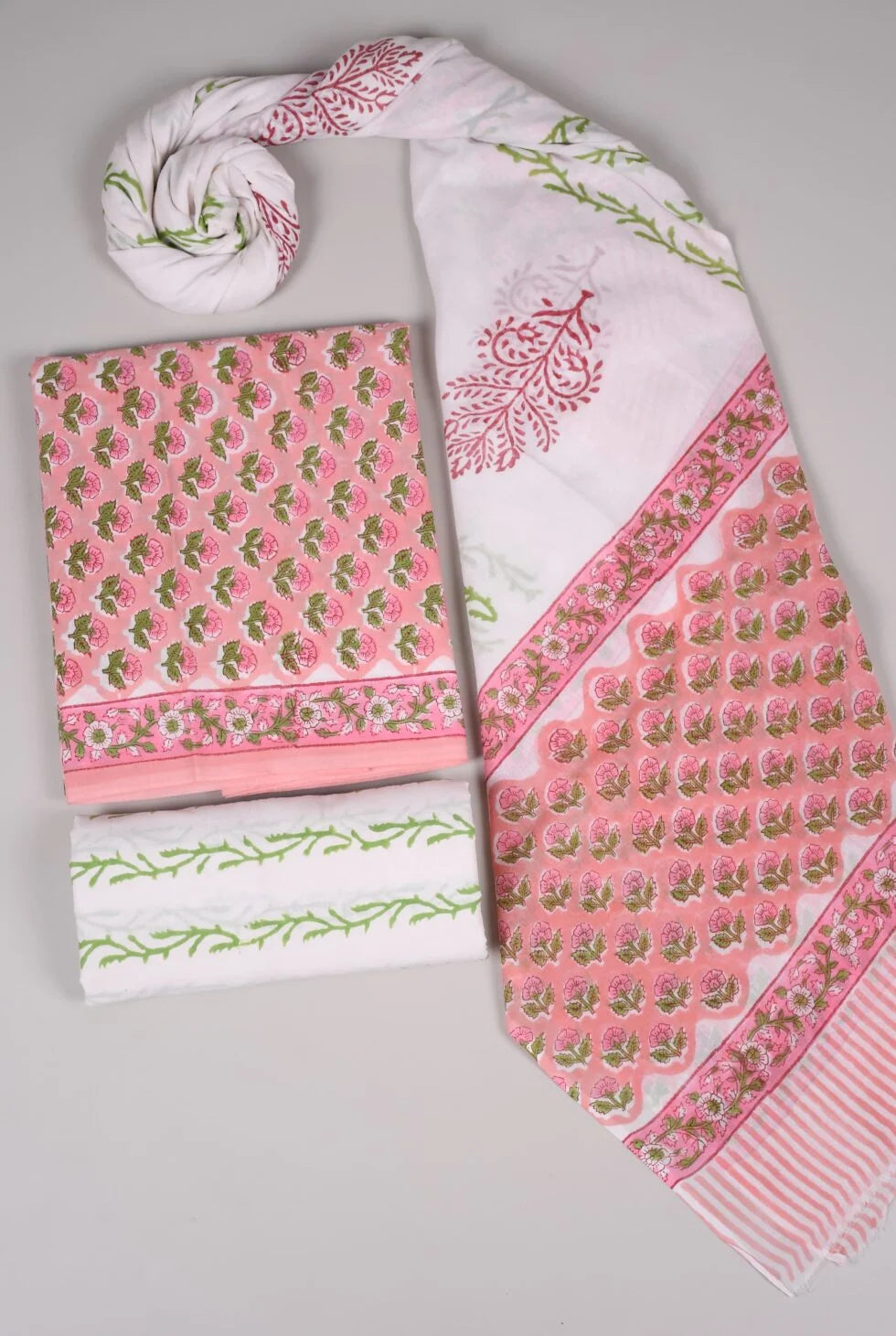 Bagru Grace – Handblock Cotton Suit Set with Malmal Dupatta
