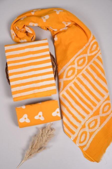 Bagru Grace – Handblock Cotton Suit Set with Malmal Dupatta