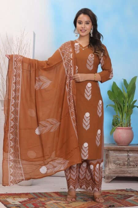 Straight Kurta – Pure Cotton | Discharge Print with Handwork